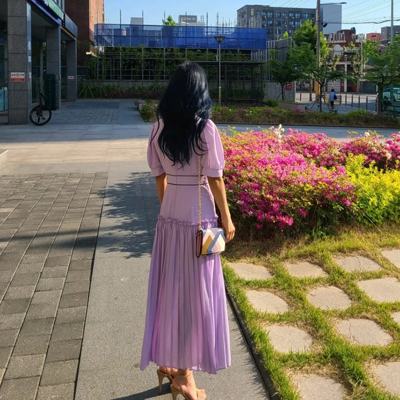 [KOREA REVIEW]This is a pretty and feminine dress.