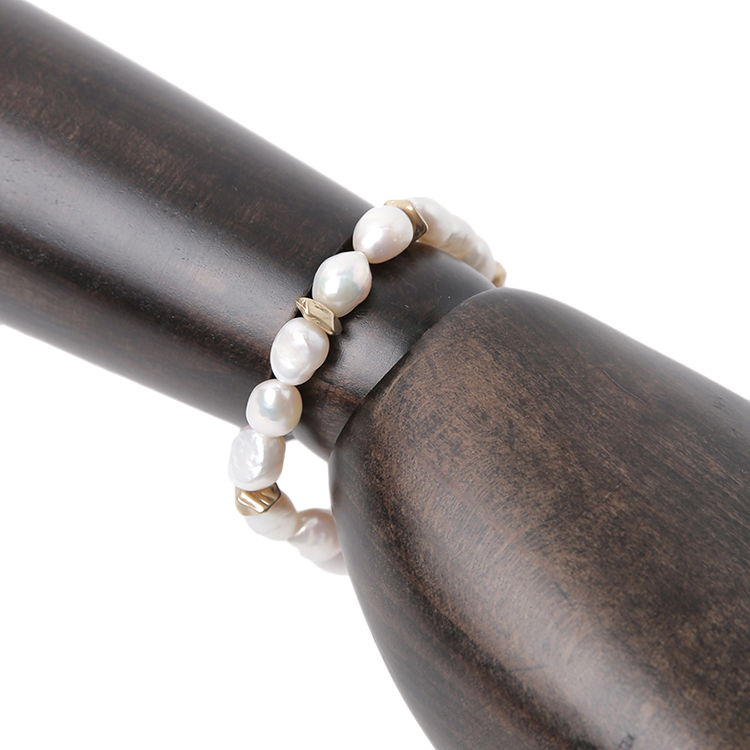 AJ-4893 bracelet *Natural freshwater pearls* Korea