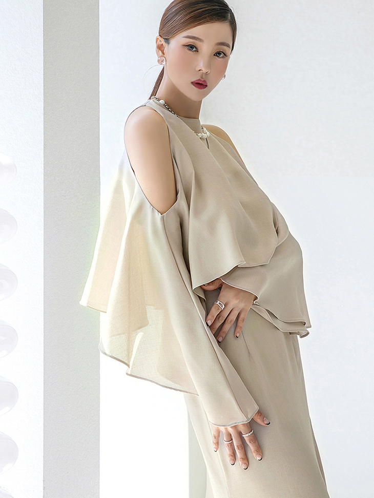 B9083 Shine Sleeveless Hul blouse Korea