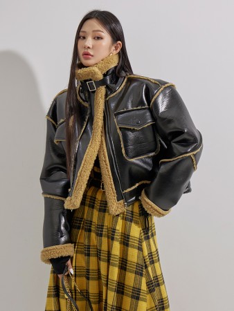 J1751 Glossy Leather Color scheme Shearling Jacket Korea