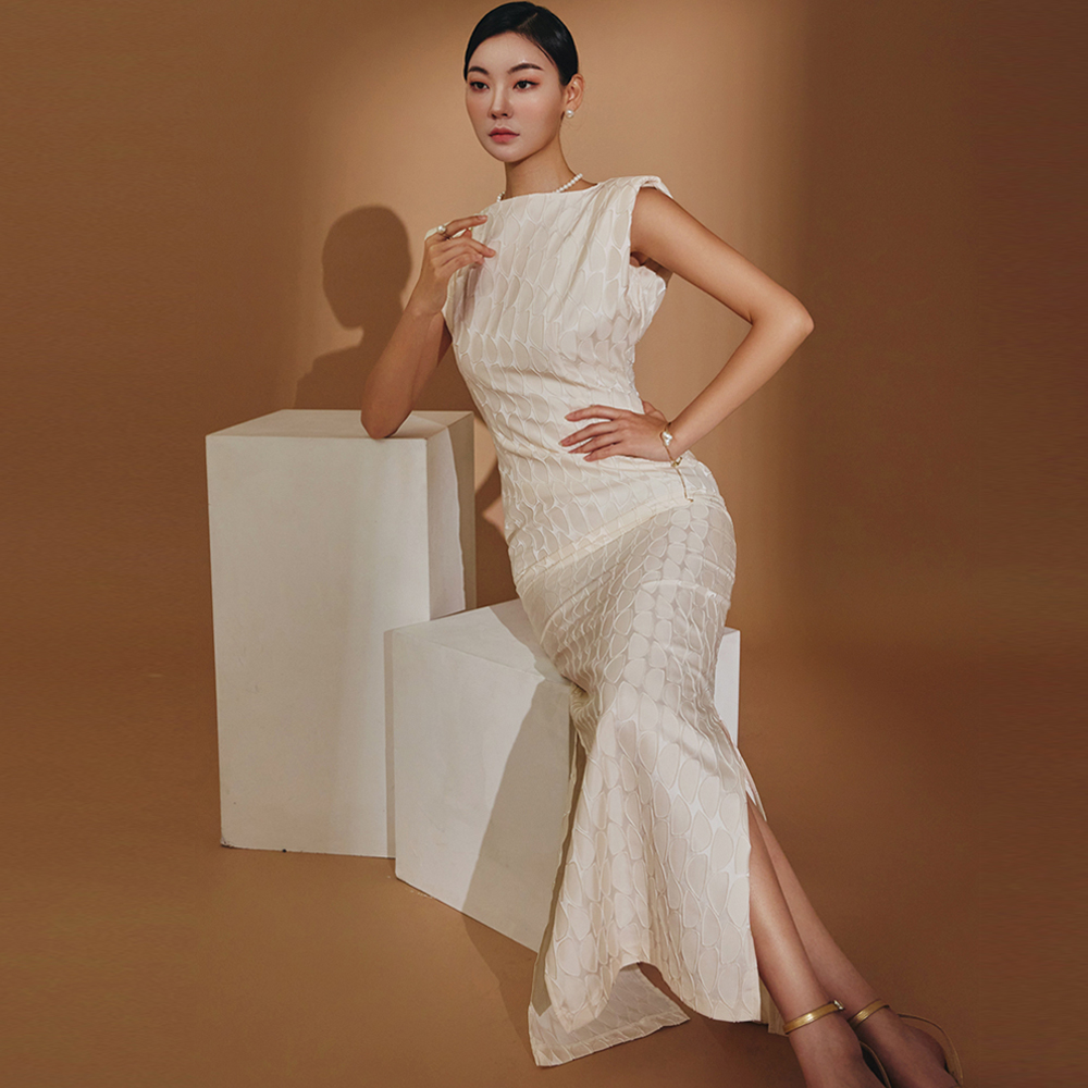 D9417  Jacquard Sleeveless Slit Maxi Dress Korea