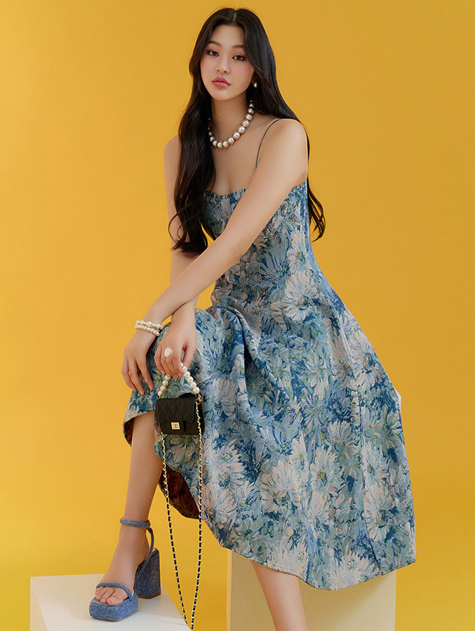 D4687 Flower Jacquard Sleeveless Midi Dress(Shoulder strap adjustable)*L size Available* Korea