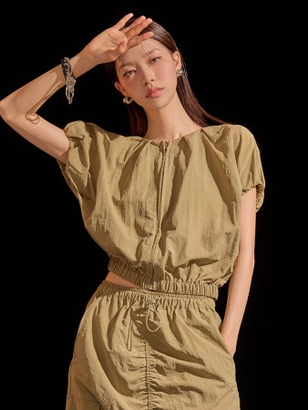 B2872 Shirring banding zipper blouse Korea