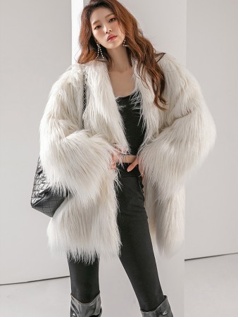J1411 Fake Fur Oversized Fit Jacket Korea