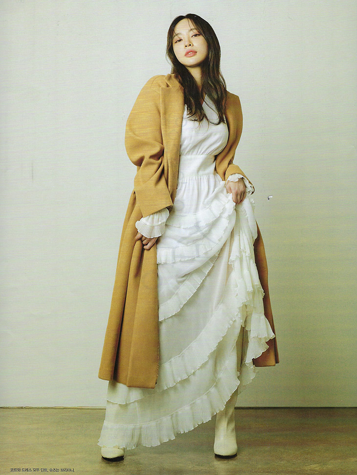 DINT CELEB<br><br> Magazine 'Women's Chosun'<br>Yang Jeongwon<br><br> D4175, J5115 Korea