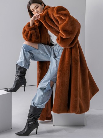 J9161 Vivid Faux Fur Oversized Fit Long Coat Korea