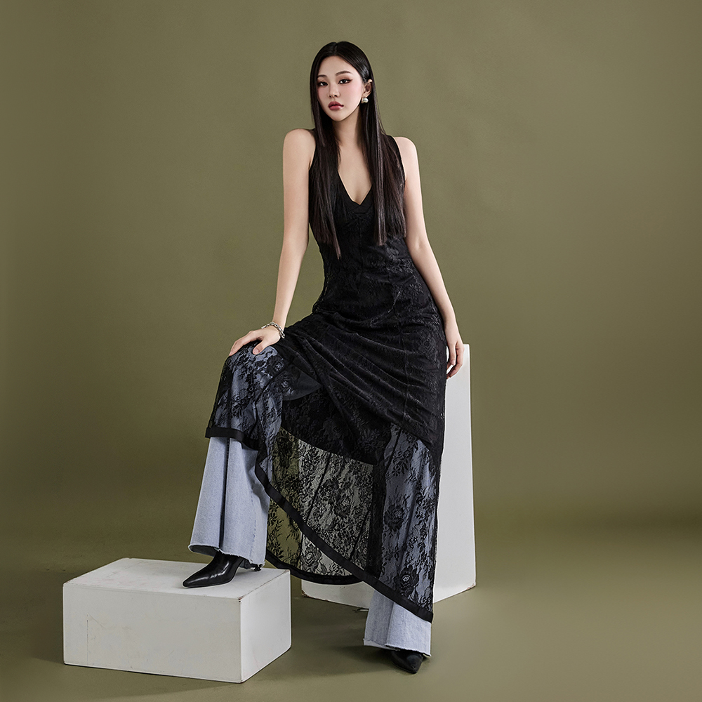 D4867 Lace See-through Sleeveless Maxi Dress Korea