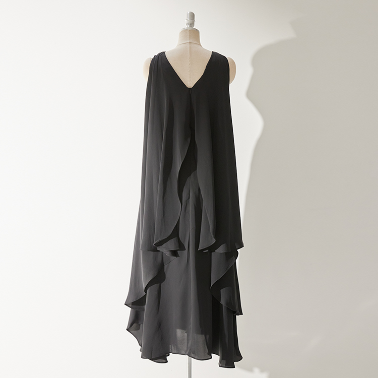 D9379 Sleeveless ruffle  Long Dress Korea