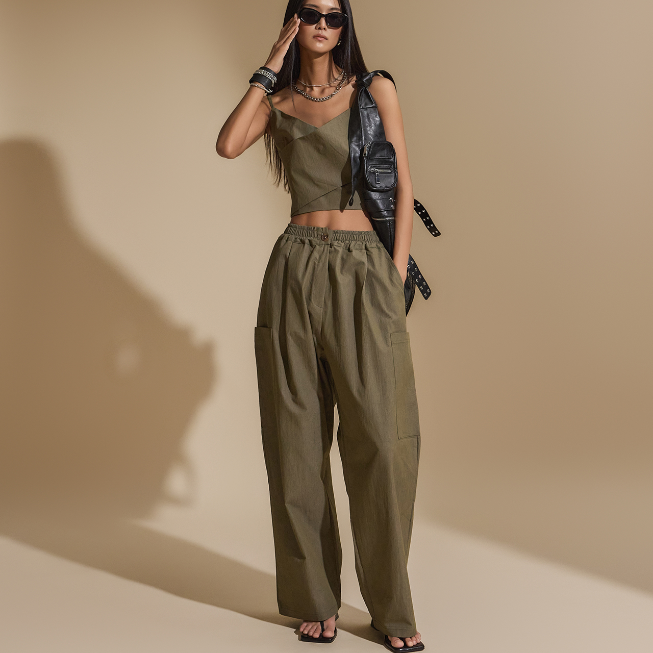 P3181 Cargo Pants Korea