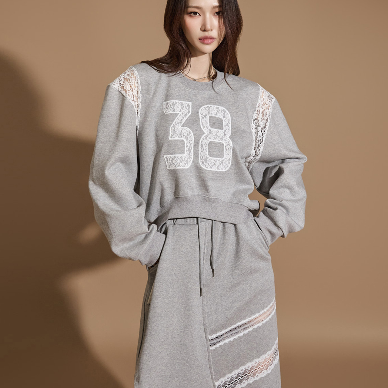 E3524 Lace Sweatshirt  Korea